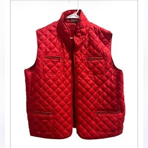 Chico's Red Quilted Jacket Size 3  Four Functional Zipper Pockets & Cinched Belt